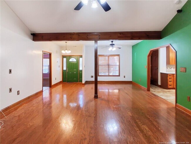 Building Photo - 9310 Creek Path Pl