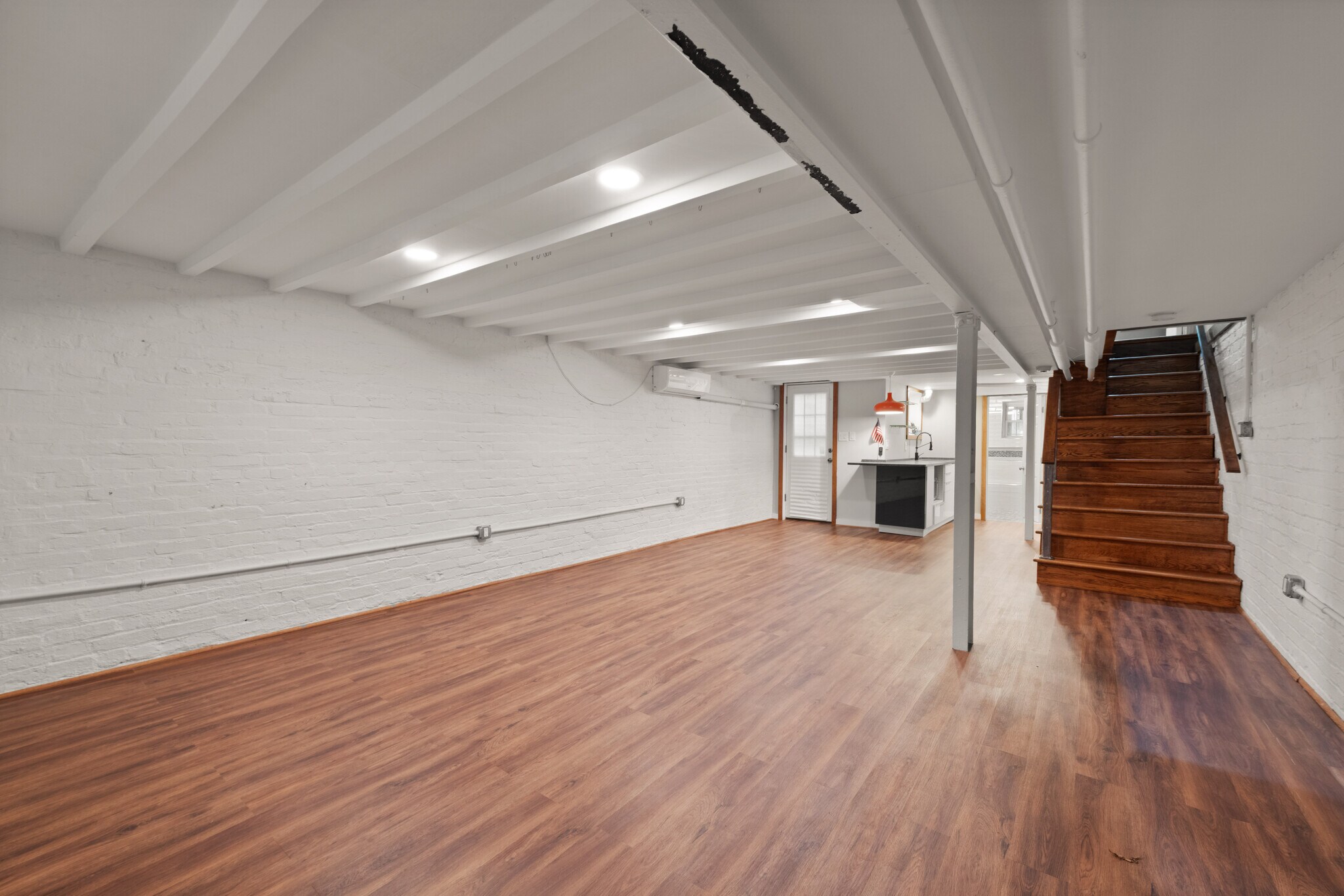 Building Photo - 445 Newton Pl NW