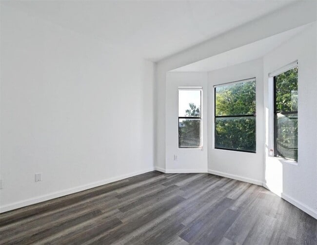 Building Photo - 9508 Kempler Dr