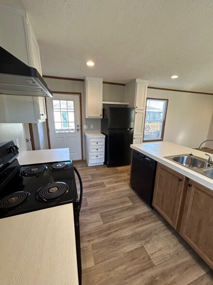 Building Photo - 316 Owens St