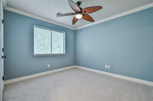 Building Photo - 2714 Safe Harbor Cir