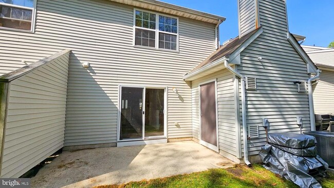 Building Photo - 96 Westchester Dr