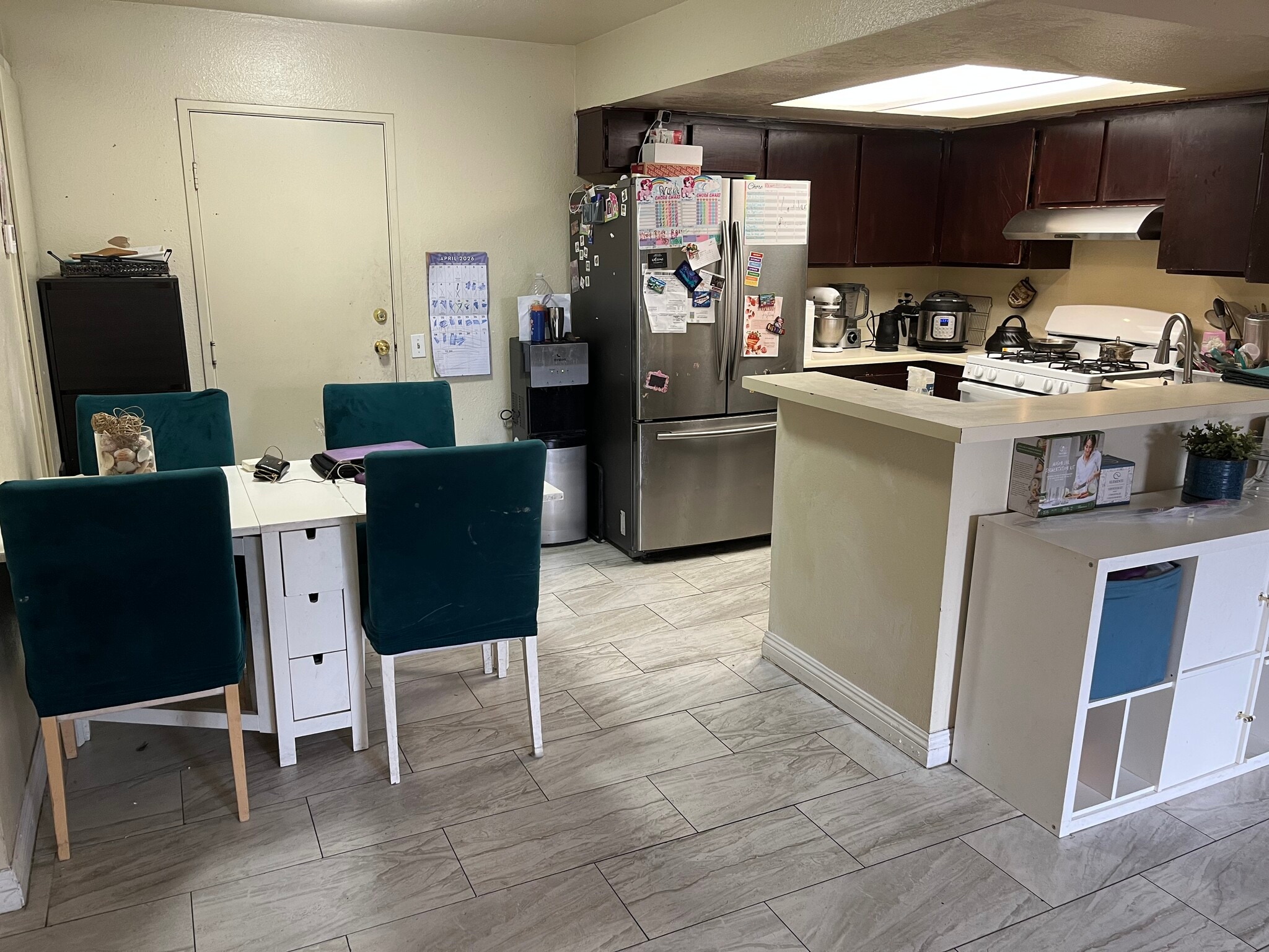 Building Photo - 2600 W Porter Ave