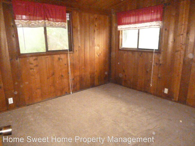 Building Photo - 2 br, 1 bath House - 325 Clover Creek Ave NW