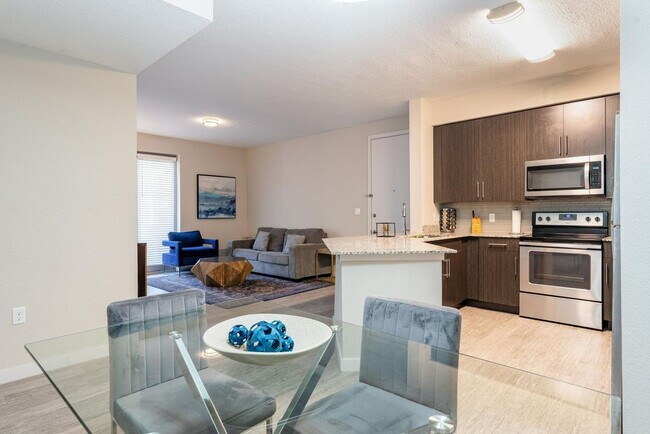 Building Photo - 257 S Seneca Blvd