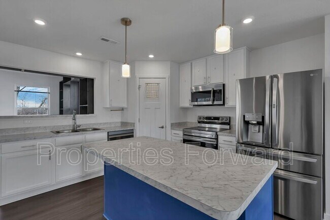 Building Photo - 21 Thurber Rd