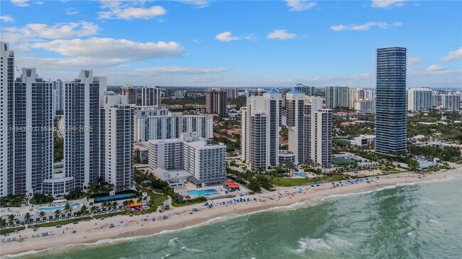 Building Photo - 19201 Collins Ave