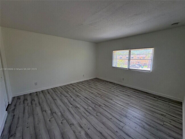 Building Photo - 5967 NW 23rd St