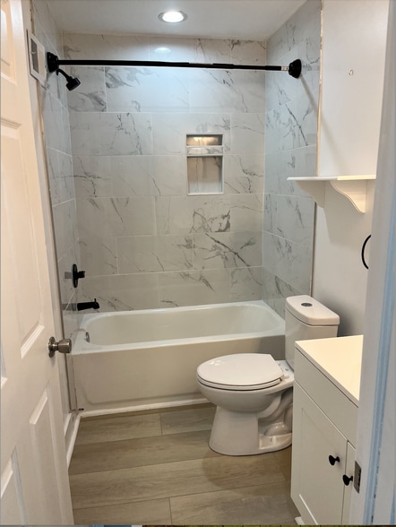 2nd floor full bathroom_tub - 260 S Highland Ave