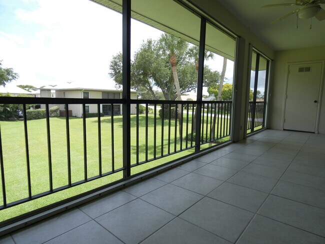 Building Photo - 3 SE Turtle Creek Dr