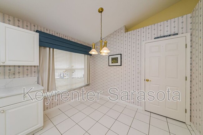 Building Photo - 2014 Wasatch Dr