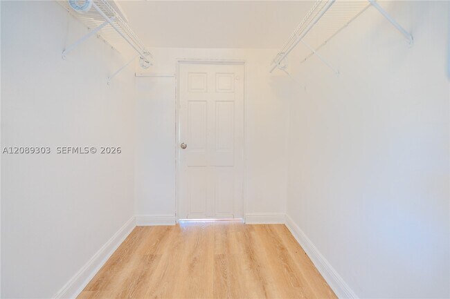 Building Photo - 27 SW 55th Ave