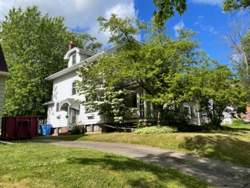 Building Photo - 26 Irvington Rd