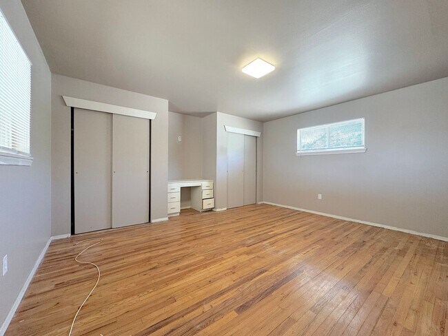 Building Photo - Northeast El Paso 3 bed/2bath in Mountain Park Neighborhood!