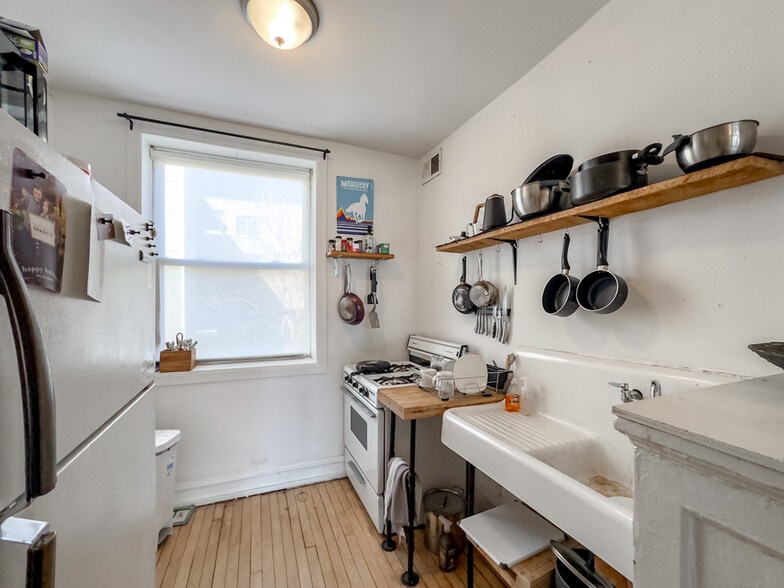 Building Photo - 2019 N Humboldt Blvd