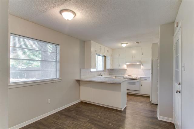 Building Photo - 6024 Blueridge Dr