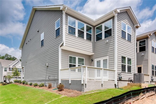 Building Photo - 554 Elm Bluff Way