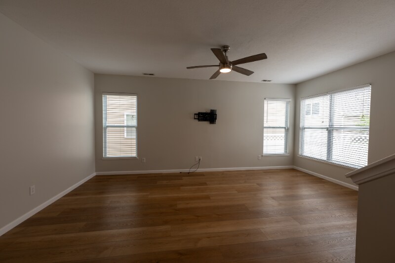 Building Photo - 4480 Snowy Meadow Dr