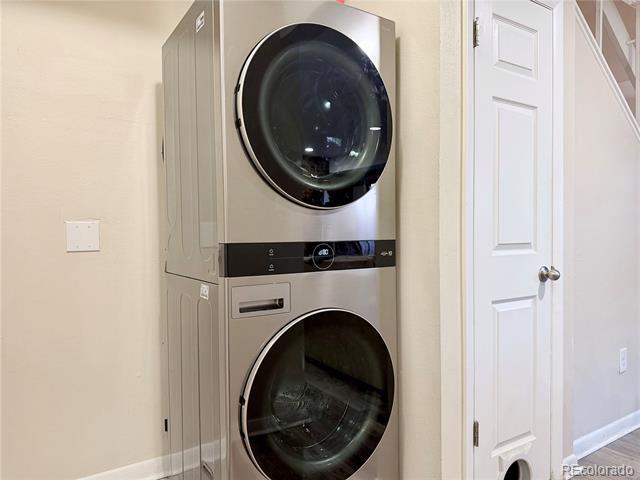 Building Photo - 7995 E Mississippi Ave