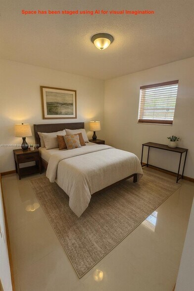 Building Photo - 3291 SW 25th St