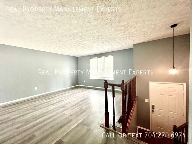 Building Photo - 5120 Speyside Ct