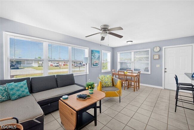 Building Photo - 4831 Tudor Dr