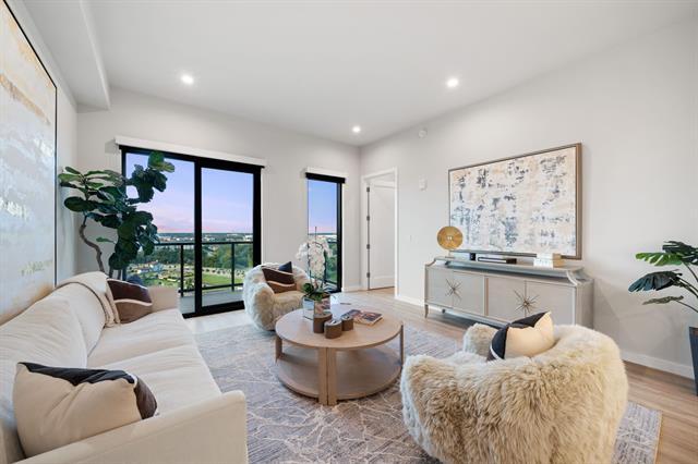 Building Photo - 3111 Sunset Blvd