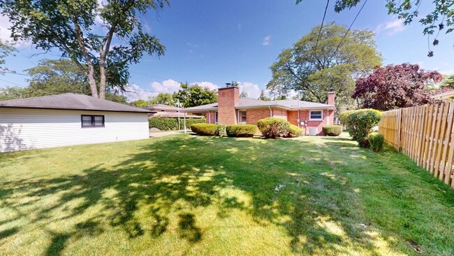 Building Photo - 2543 William Ave