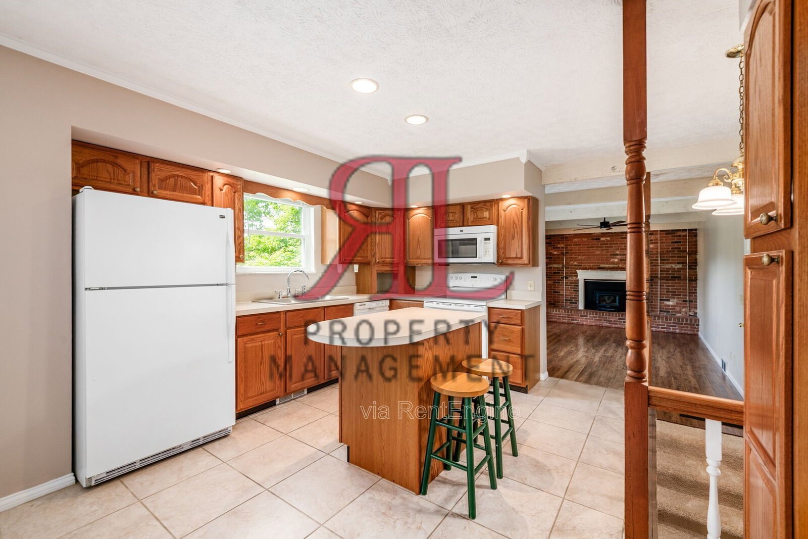 Building Photo - 7775 Peter Hoover Rd