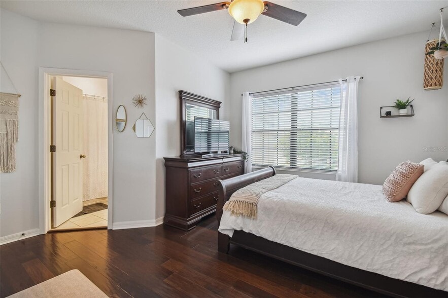 bedroom with private bathroom - 19407 Sweet Grass Way