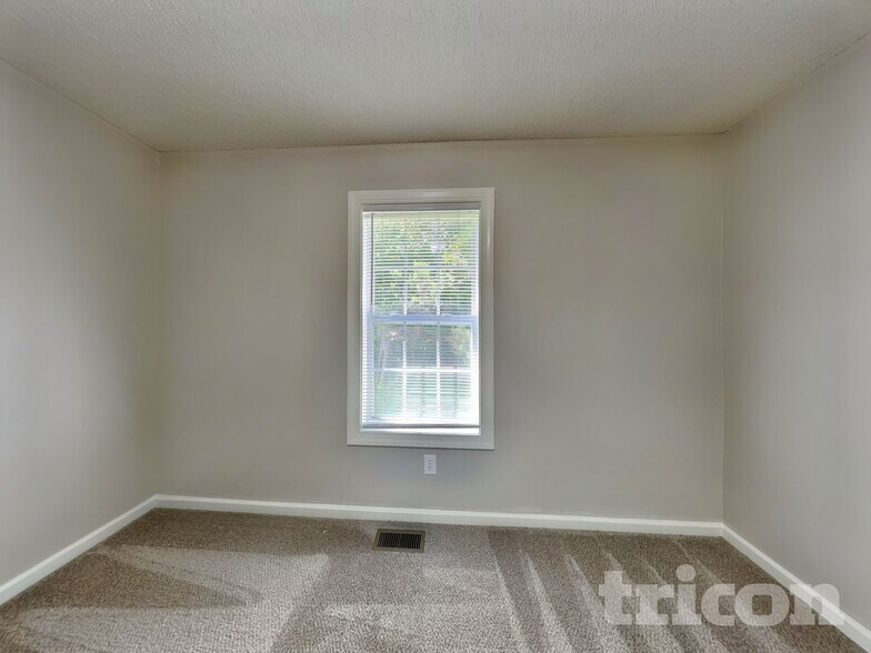 Building Photo - 4612 Hendrix Ct