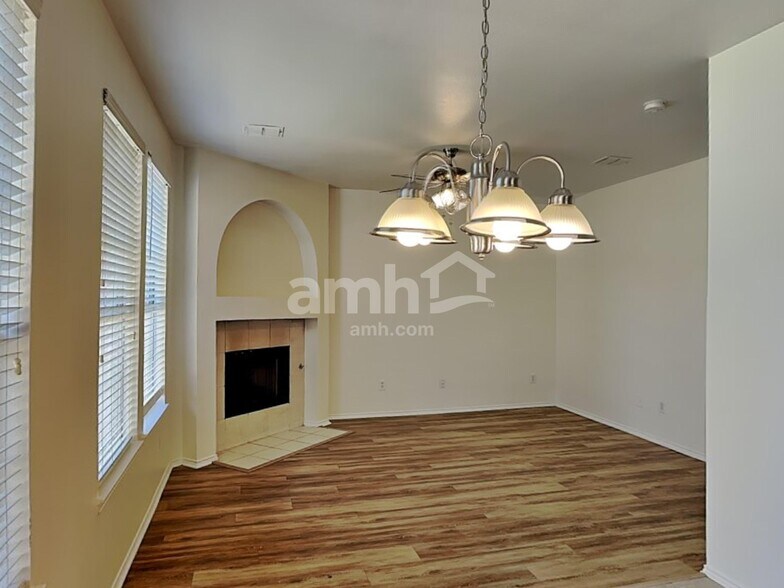 Building Photo - 1224 Riverside Rd