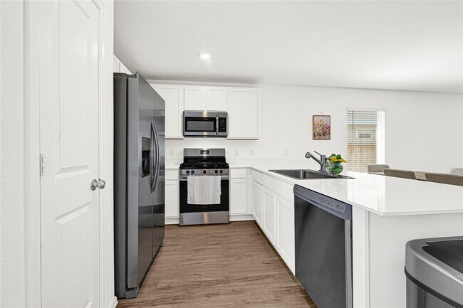 Building Photo - 13765 Kit Run