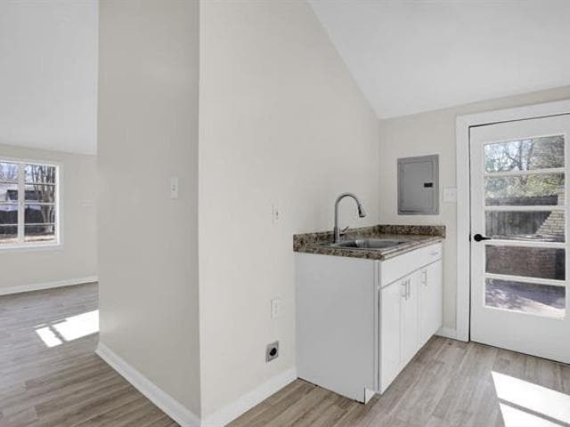 Building Photo - 4955 Walnut Grove Rd