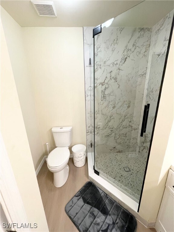 Building Photo - 645 Squire Cir