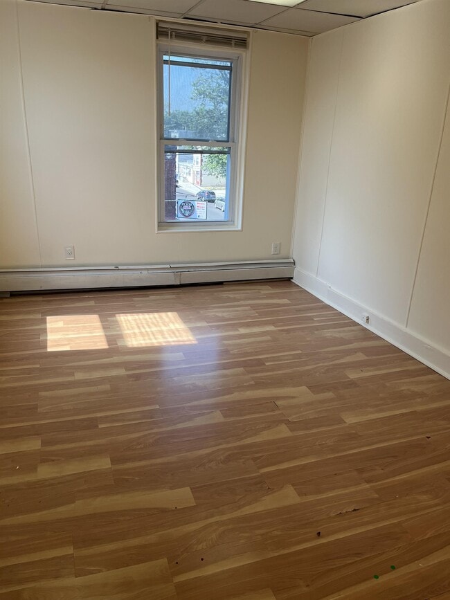 Building Photo - 701 Whittaker Ave