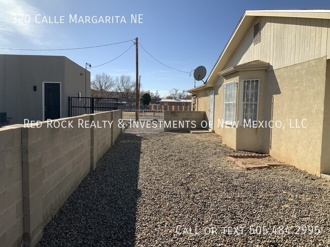 Building Photo - Single story 3BR/2BTH in Los Lunas!