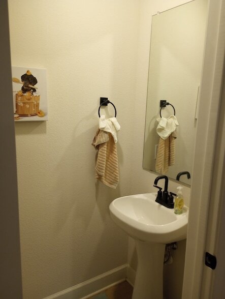 Building Photo - 1328 Windermere Wy