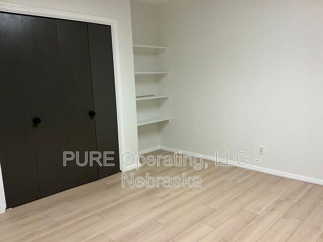 Building Photo - 15527 Mason Cir