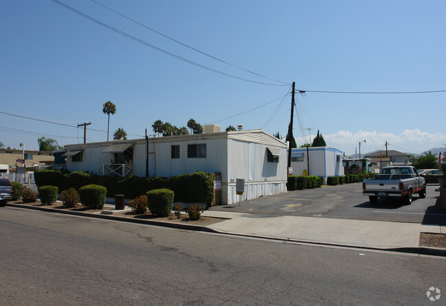 Primary Photo - Ivy Trailer Park