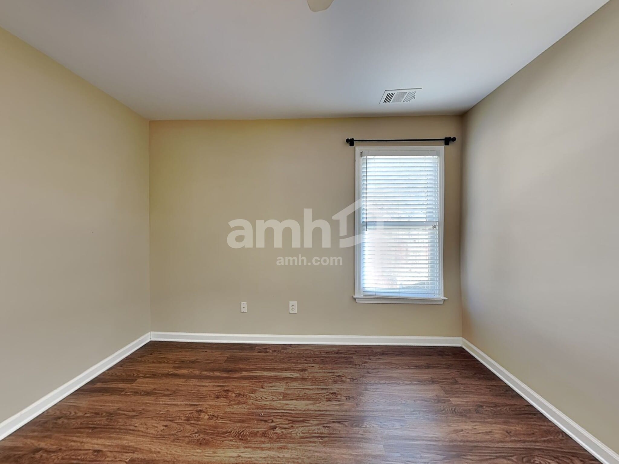 Building Photo - 423 Evans Mill Dr