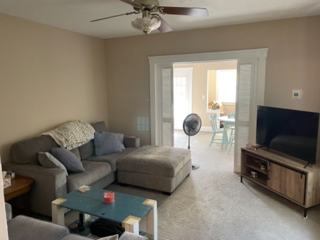 Building Photo - 2041 Murray Hill Rd