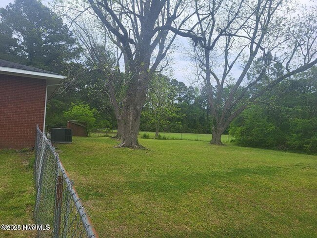 Building Photo - 2127 Ramsey Loop Rd