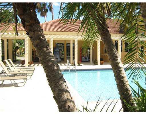 Building Photo - 4759 Via Palm Lakes