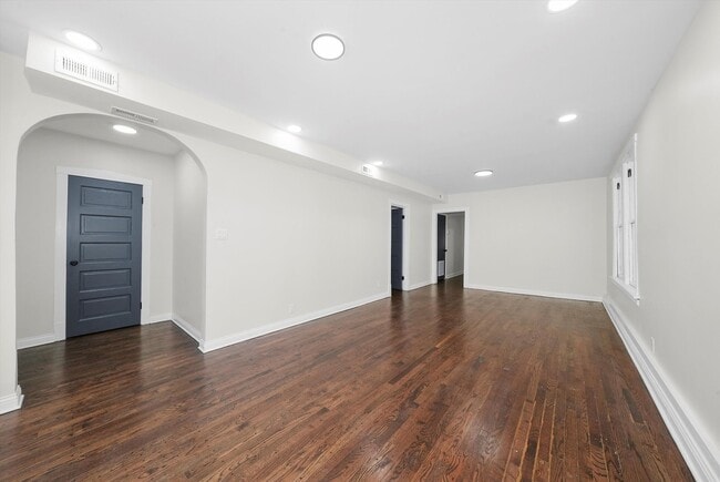 Dining Room - 3324 W Warner Ave