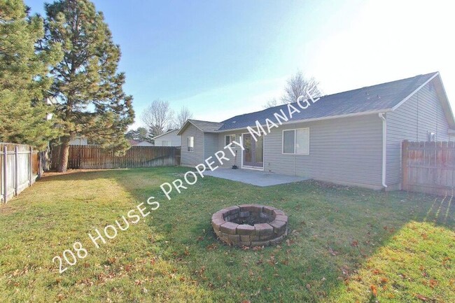 Building Photo - Clean Single-Level Home in Quiet Neighborhood