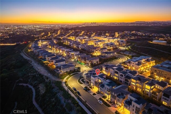 Building Photo - 478 Sycamore Dr