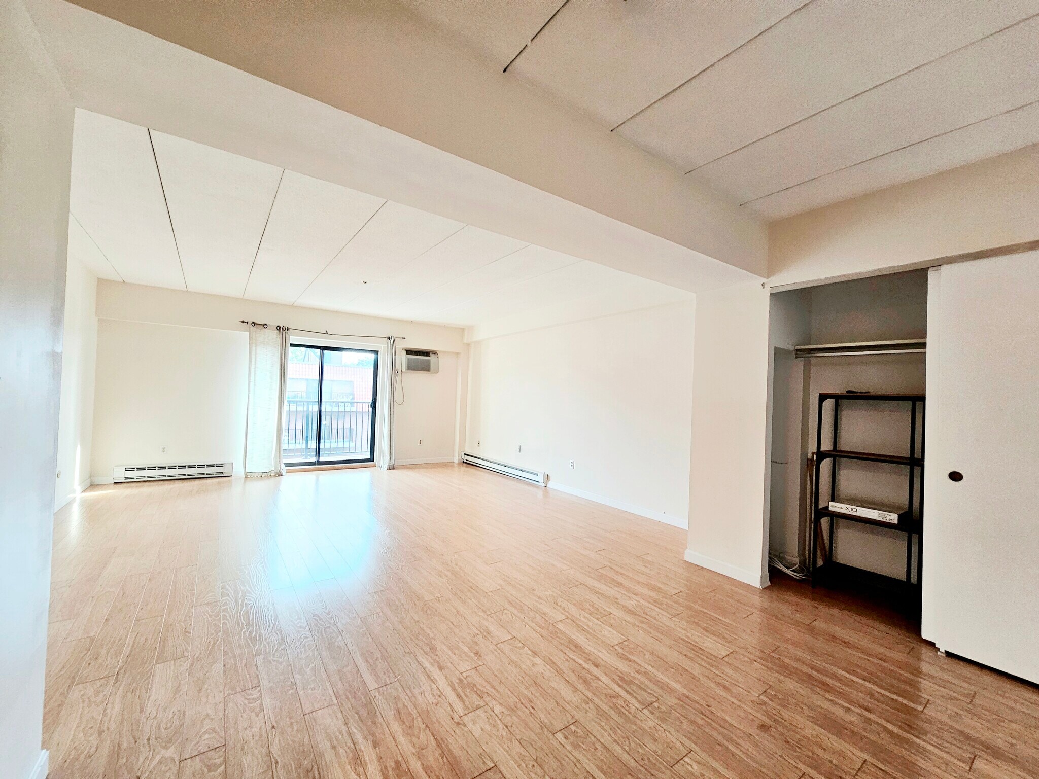 Building Photo - 125 Pleasant St
