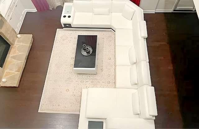 Building Photo - 5325 Chesire Ct