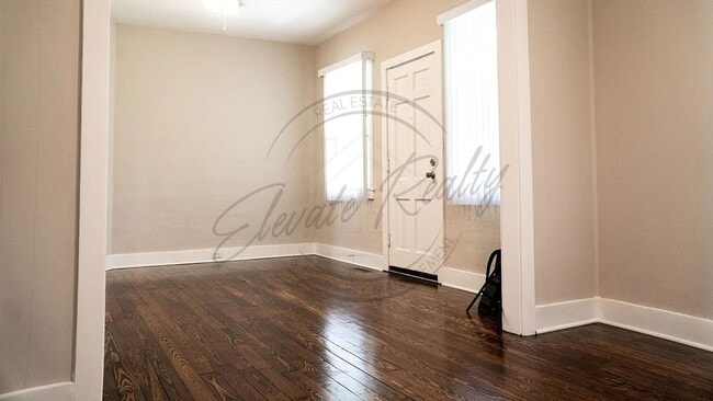 Building Photo - Charming 3-Bedroom Home with a Basement in...